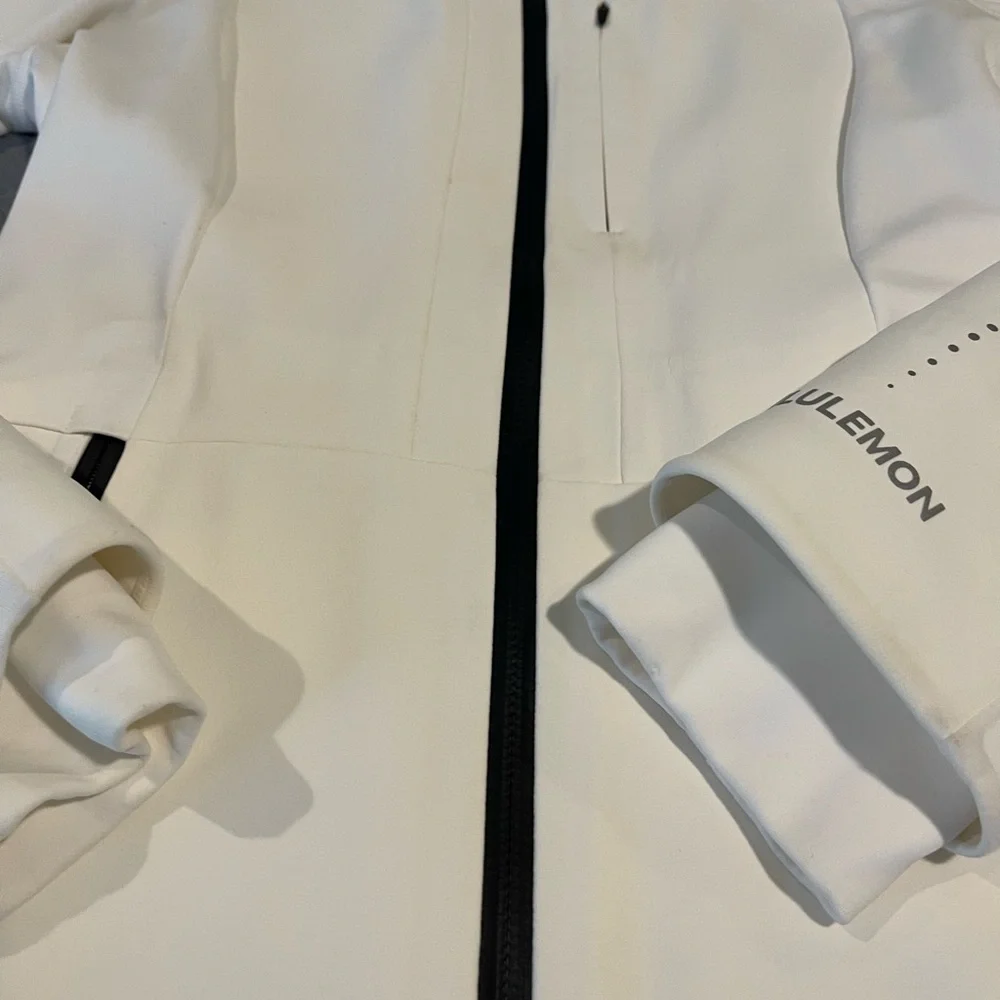 Lululemon Cross Chill Performance Jacket 6 - Picture 12 of 16